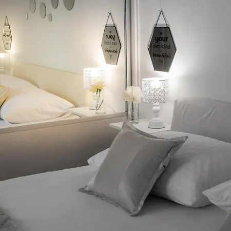 Apartman Lana Apartment